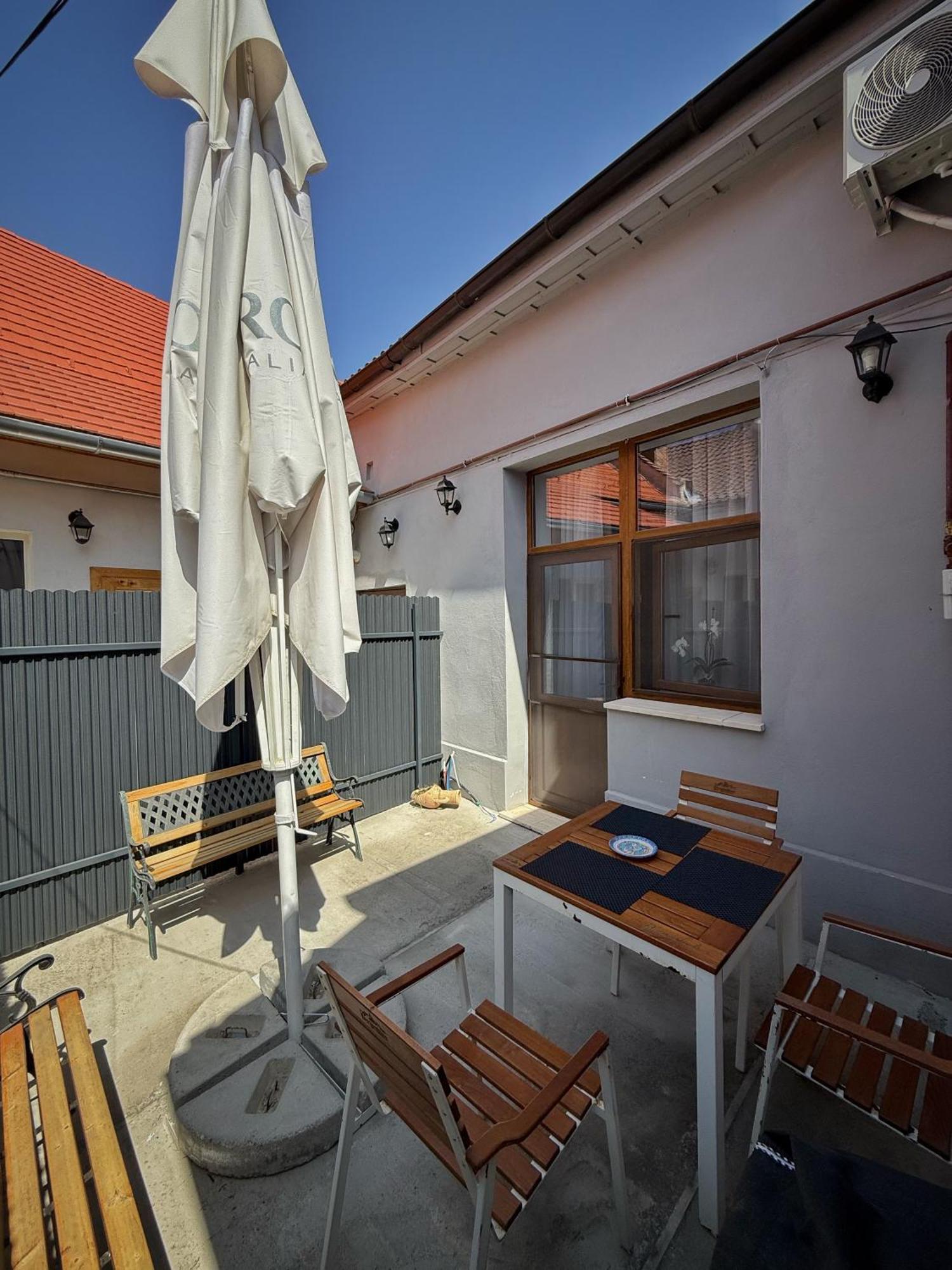 Marco'S Studio Făgăraş Eksteriør bilde